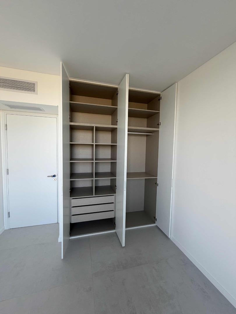 Departamento en Alquiler con 2 cocheras