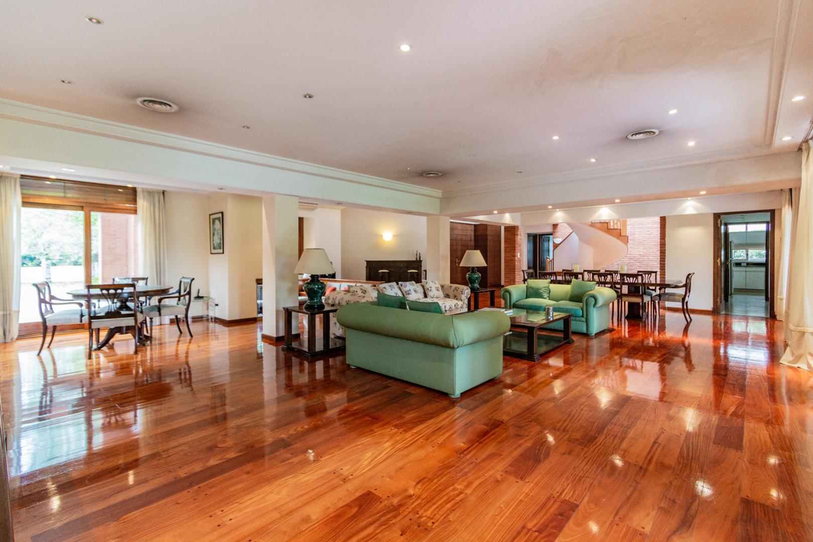 Casa en Venta en Del Viso, USD 1.300.000