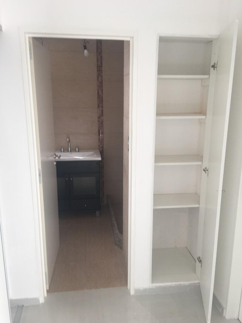 Depto Tipo Casa en Venta en Caseros, USD 67.000