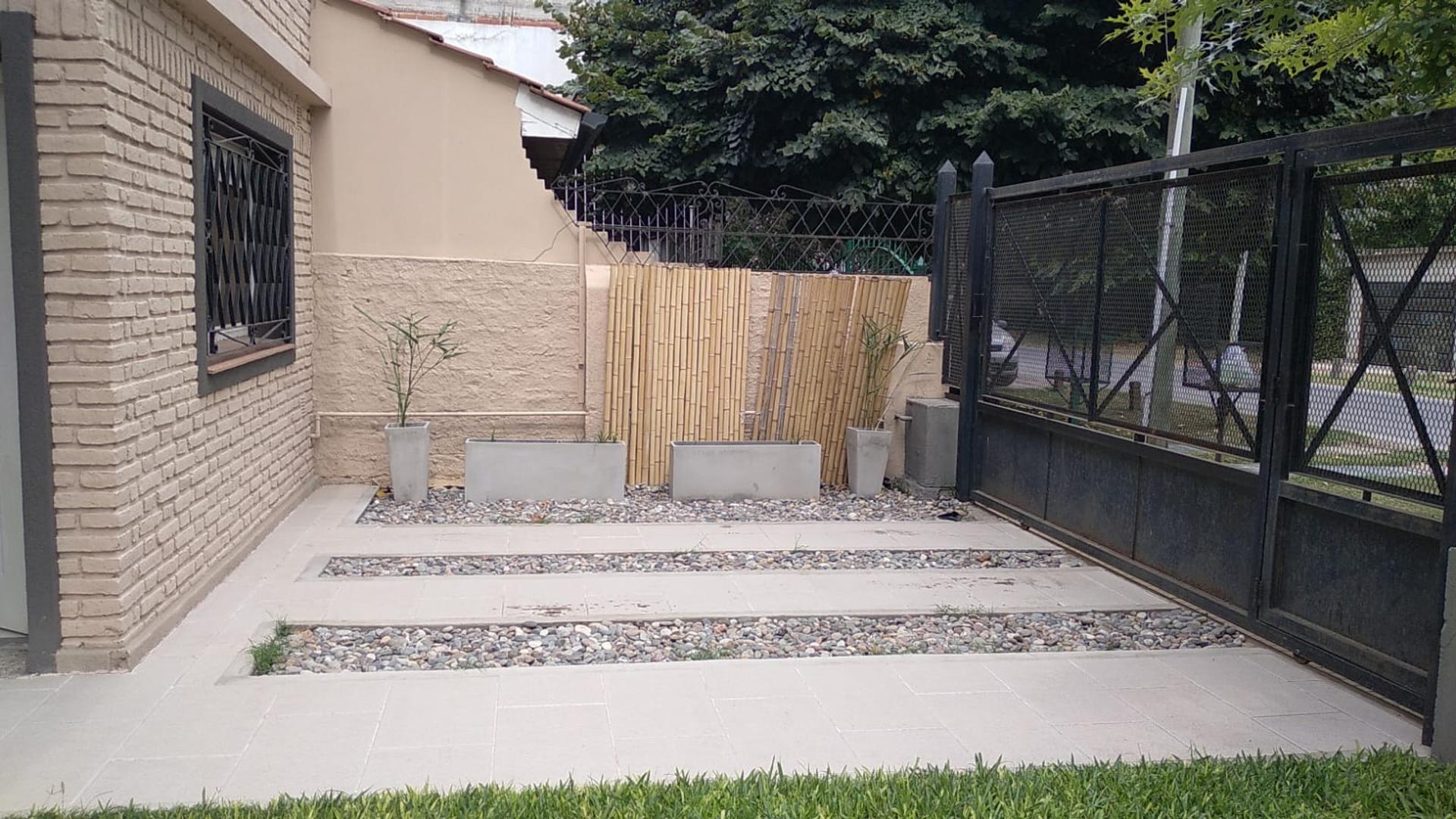 Malvinas Argentinas 400