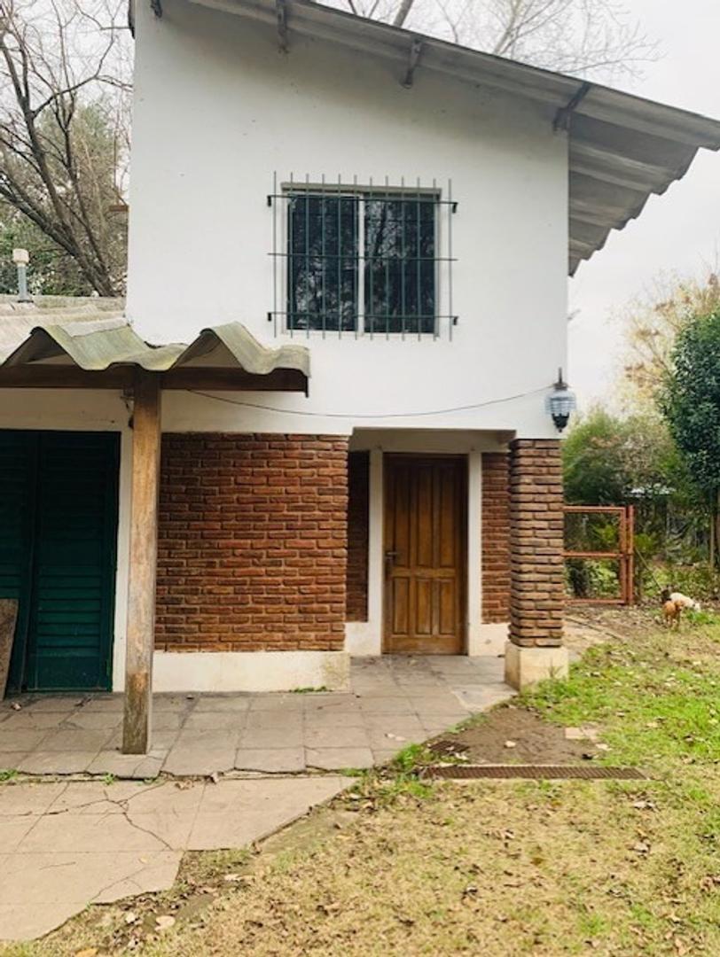 CASA EN VENTA EN BARRIO LOS PIONEROS
