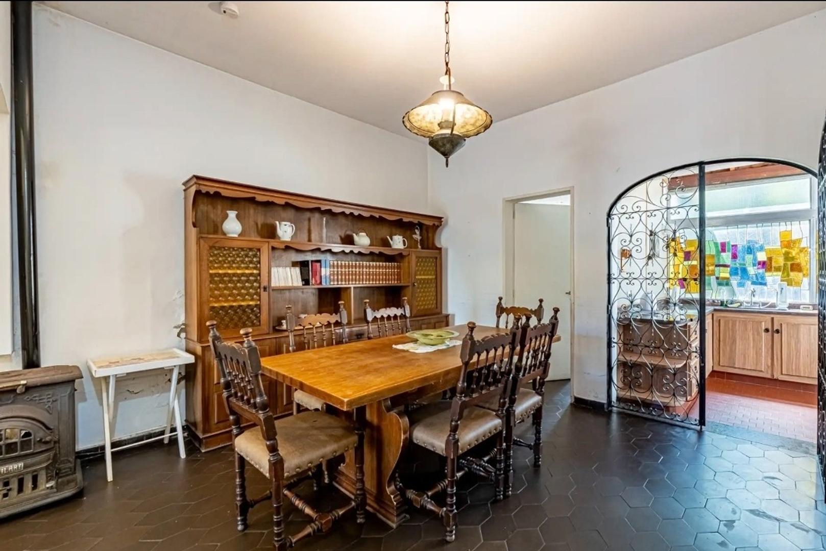 Casa en Venta en Olivos Roche, USD 280.000