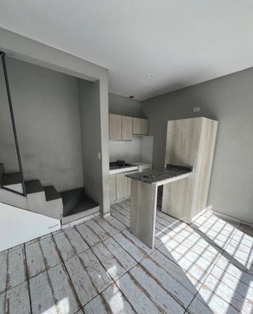 Depto Tipo Casa en Venta de 1 dormitorio