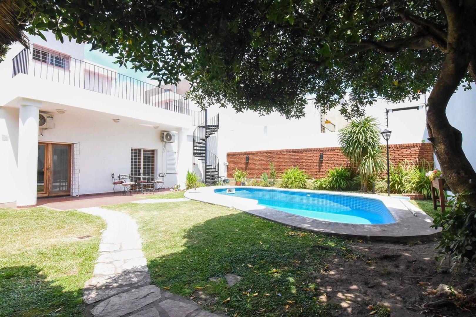 Intendente Alfaro 400