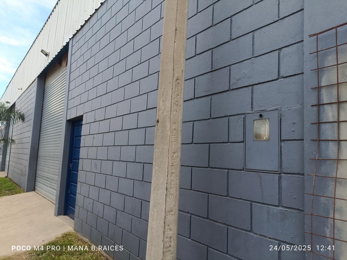 Depósito. Doble ingreso.Total 180 m².