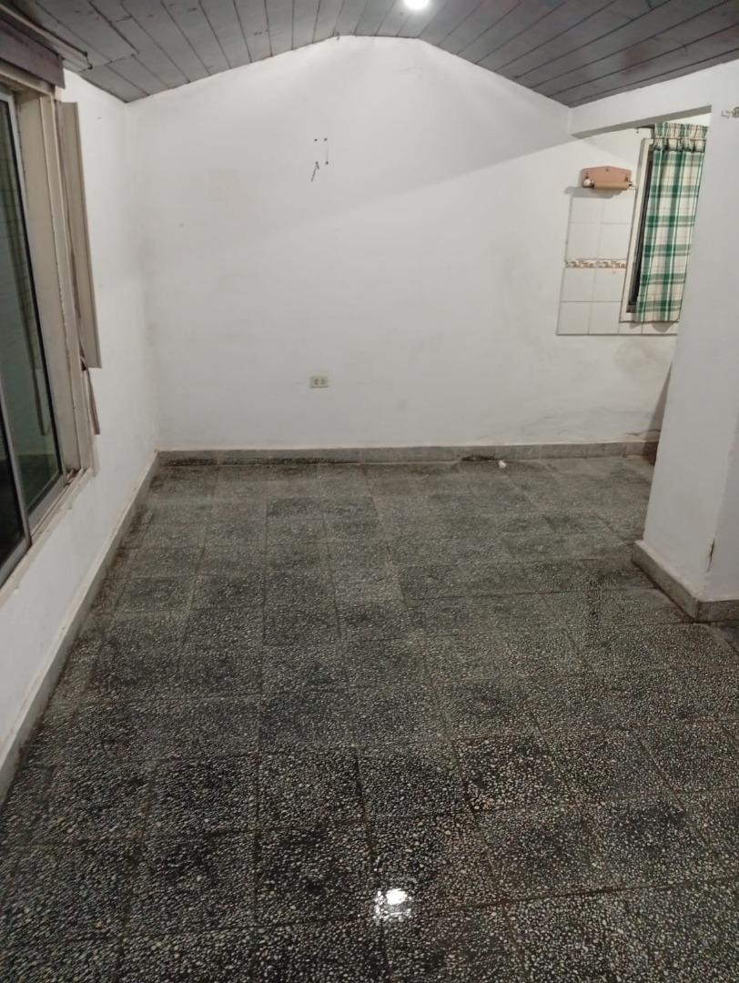 Departamento en Alquiler en Manuel Alberti, $ 350.000