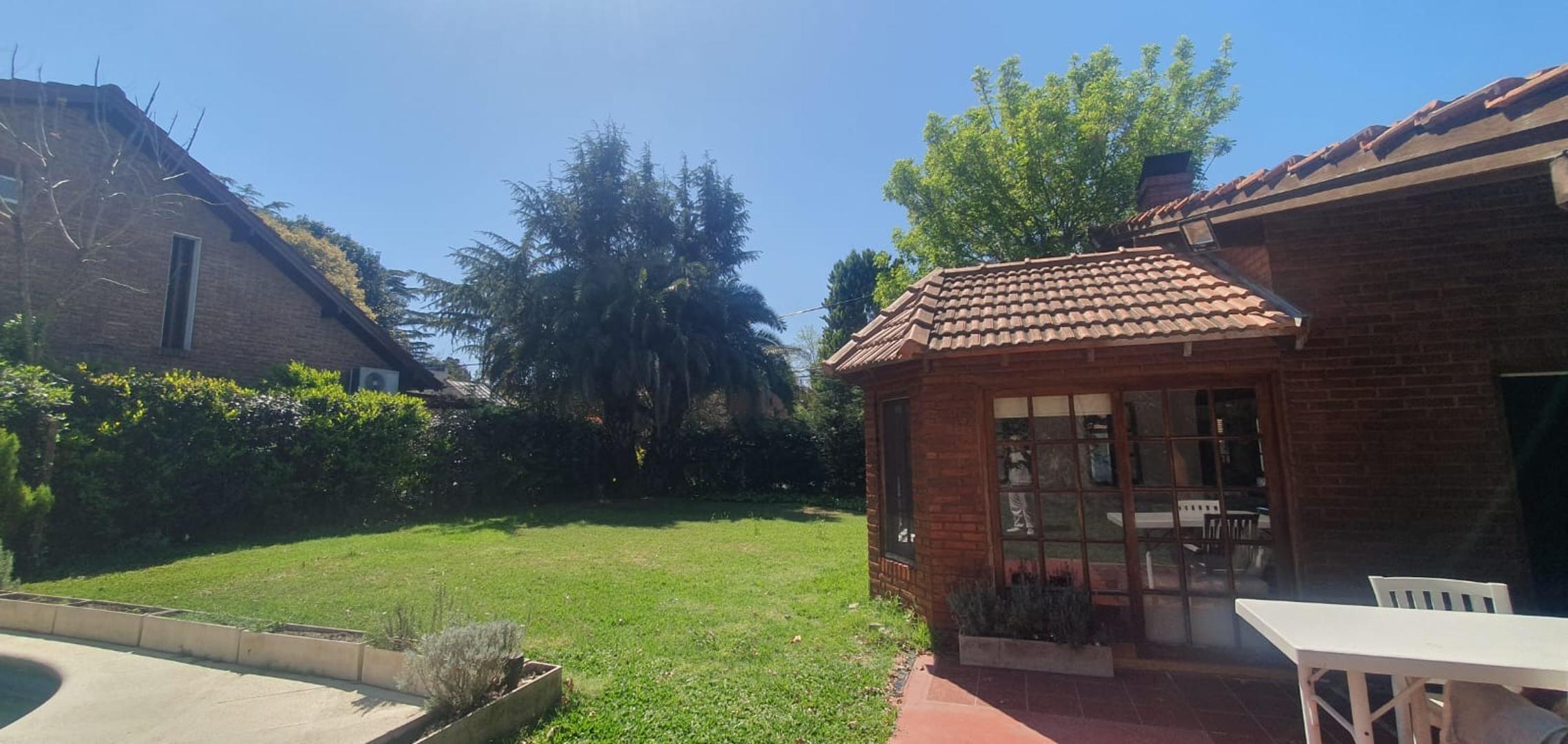 Casa en Venta en Loma Verde, USD 127.000