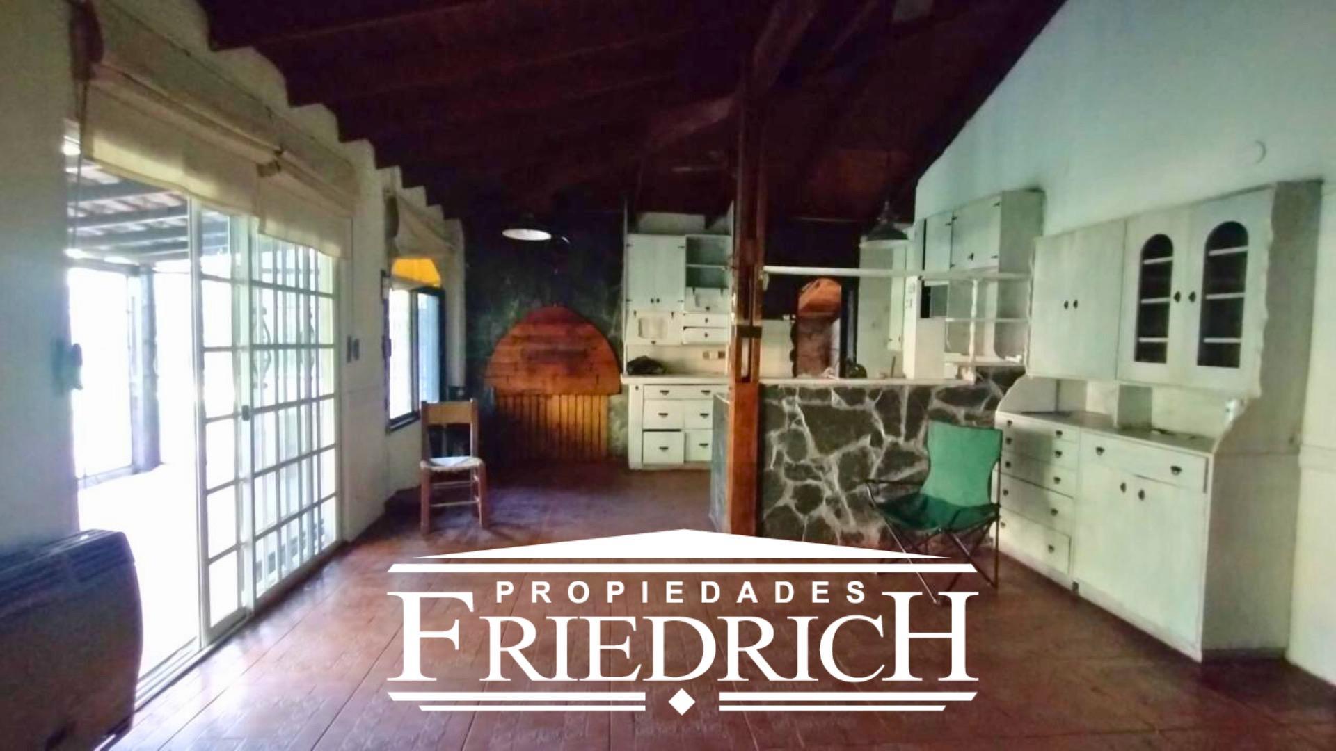 CASA QUINTA DE 1500 M2