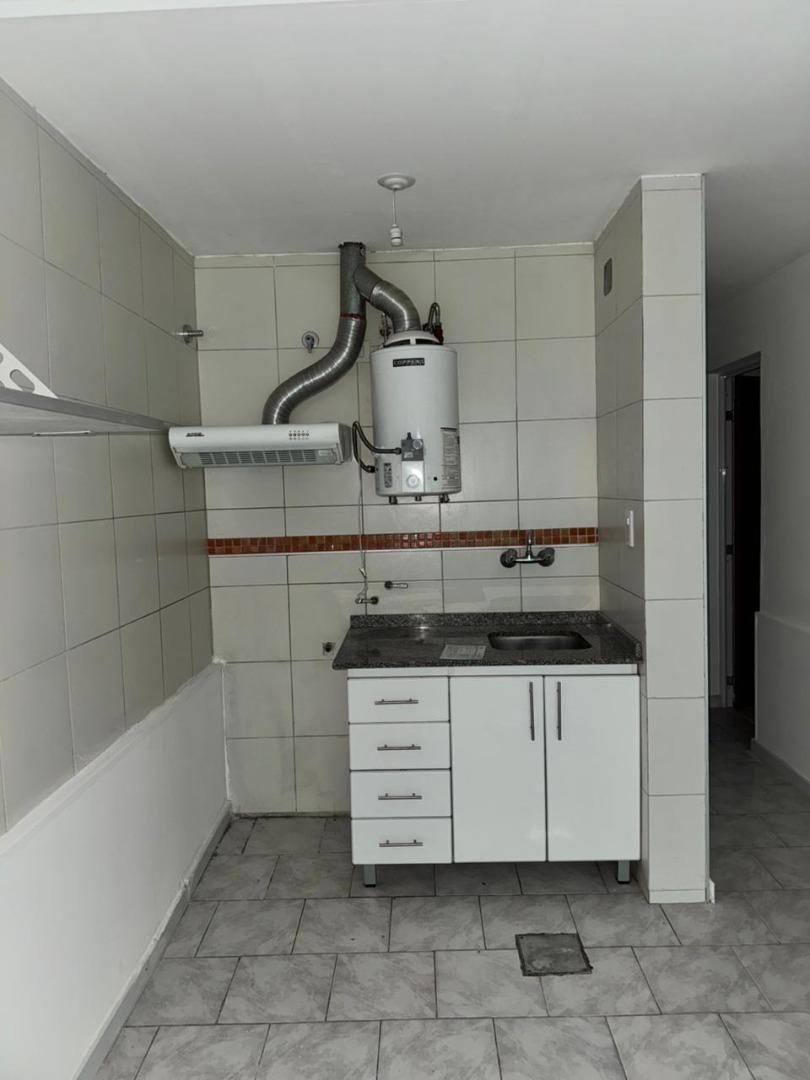 Departamento en Alquiler en Alberdi, $ 450.000