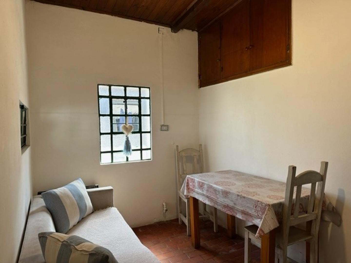 Casa a la venta con locales