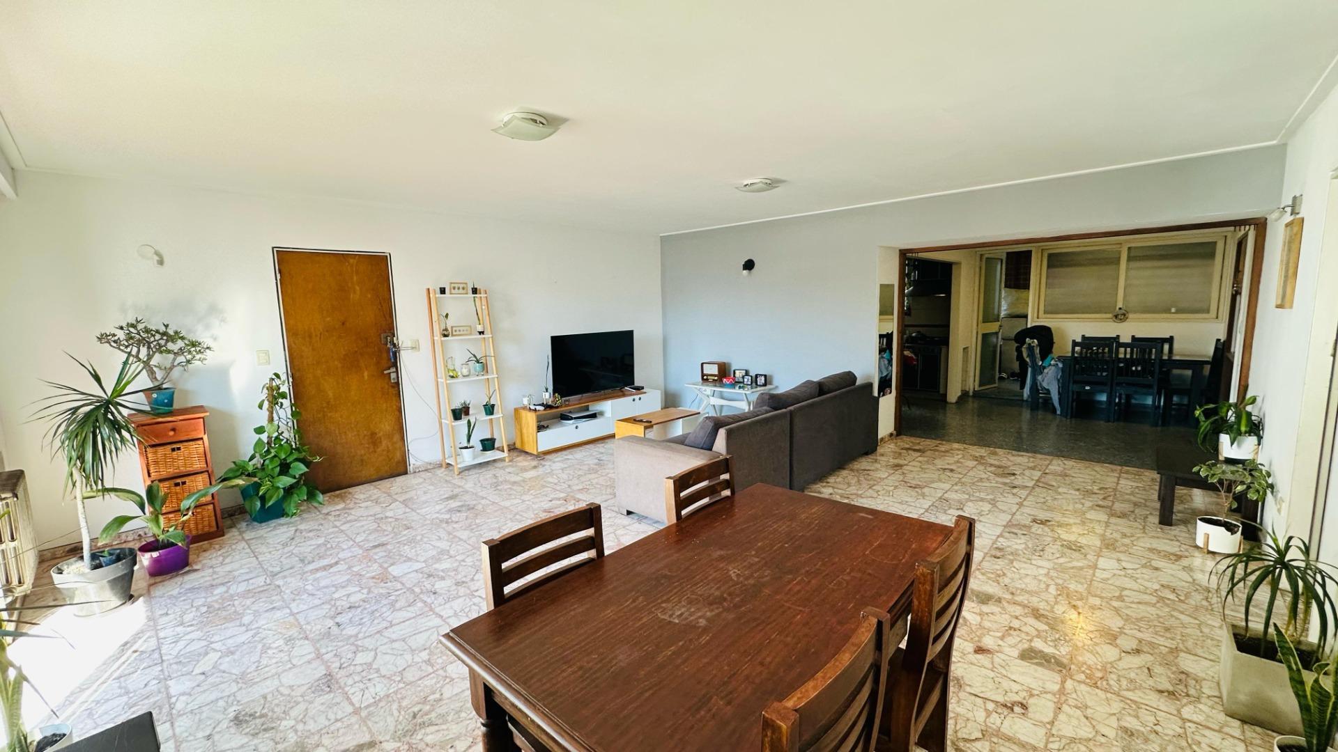 Departamento en Venta de 4 ambientes