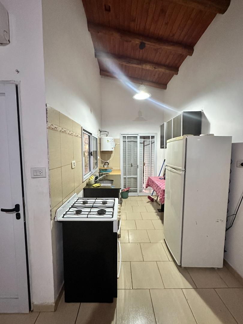 Casa c/ 2 viviendas en Barrio Blanc-Artalaz