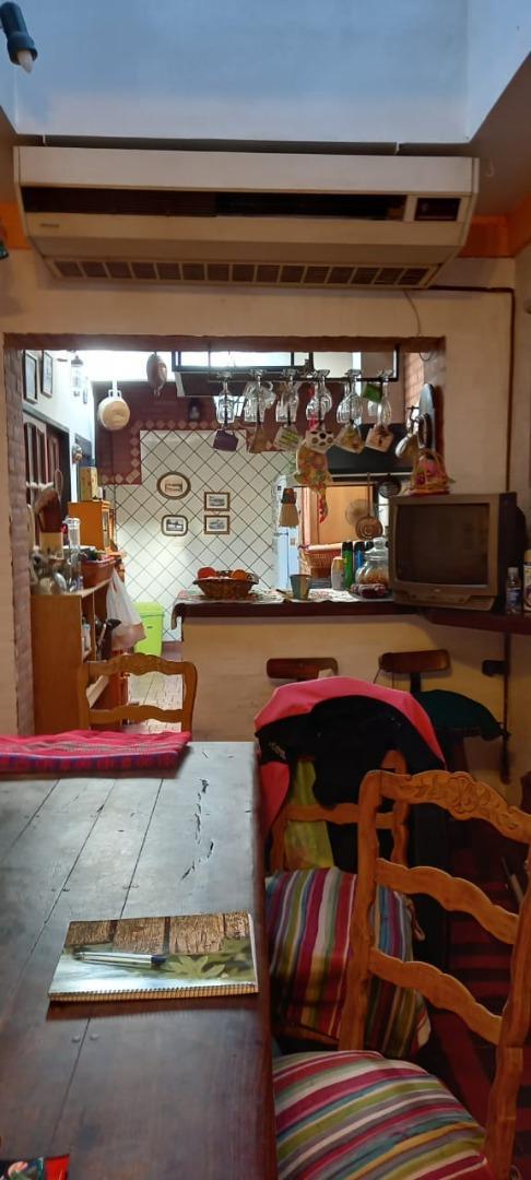 Casa 6 ambientes con 4 baños