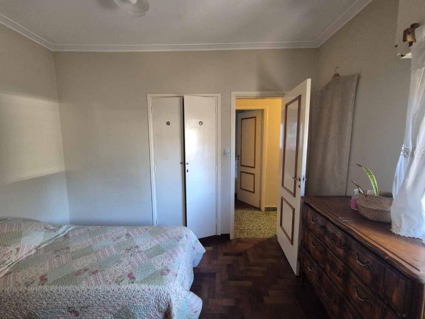 Depto Tipo Casa en Venta 51 años