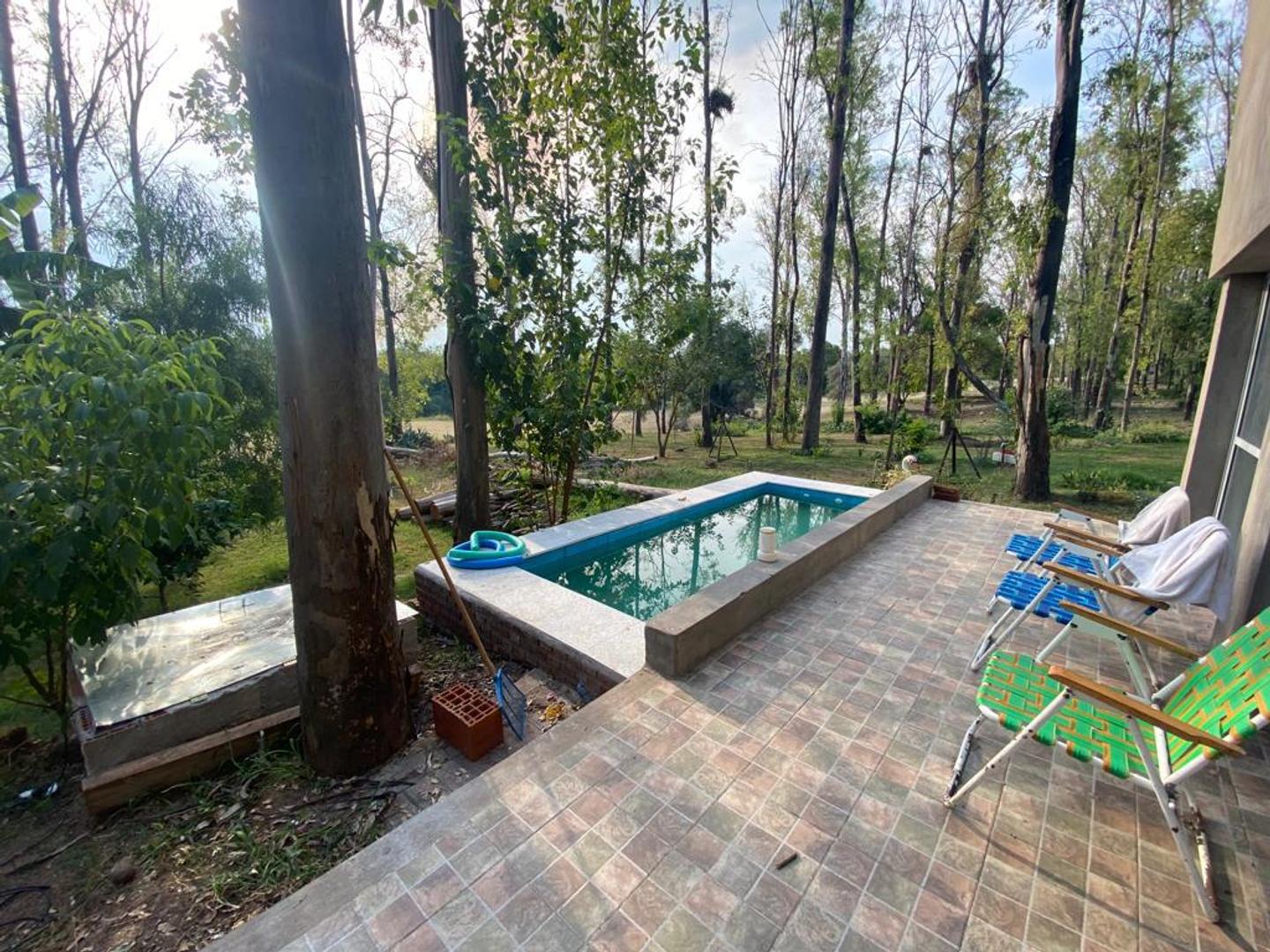 Casa 4 ambientes con 2 baños