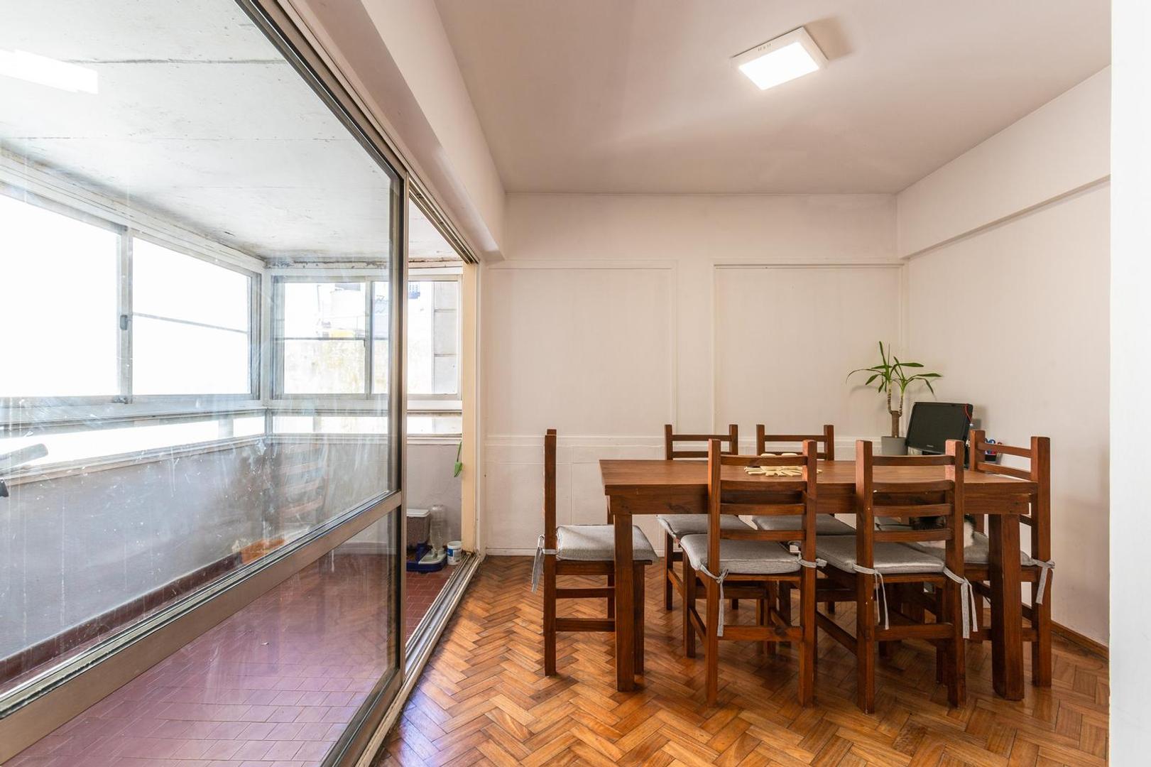 Departamento 3 ambientes con 2 baños