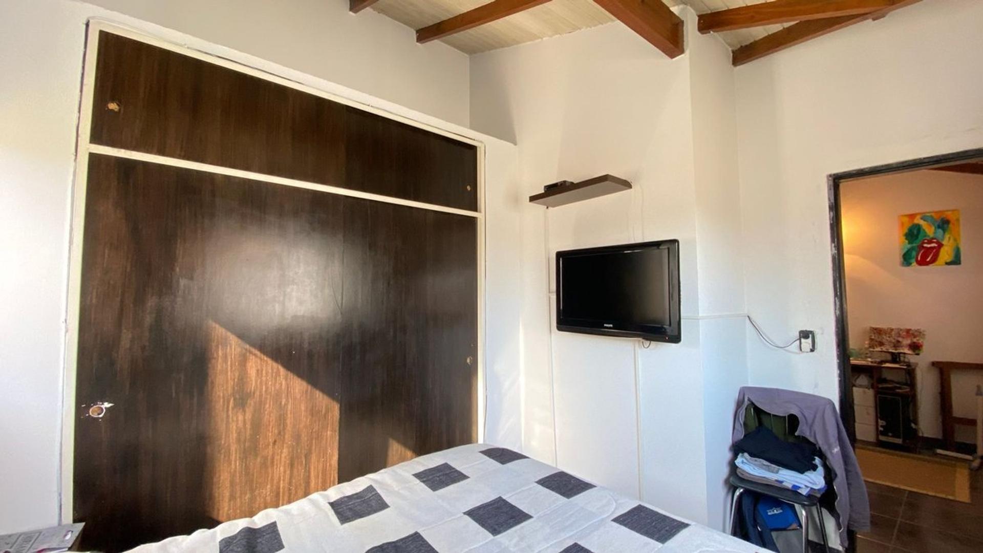 Duplex 2 ambientes y 1/2 con cochera -V. Madero