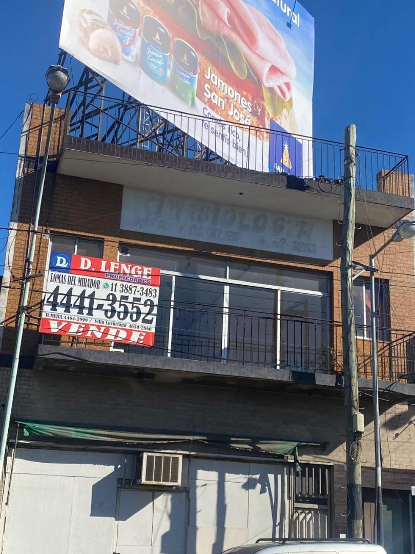 Departamento en Alquiler de 4 ambientes