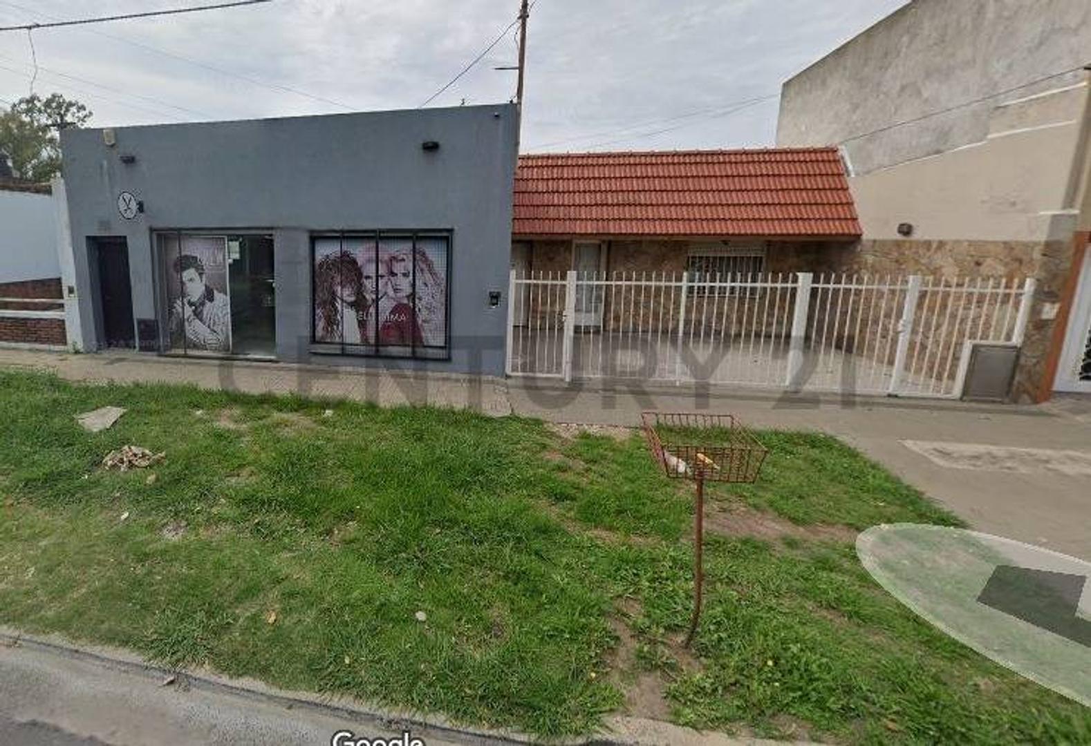 61 e/ 131 y 132 , Piso 0