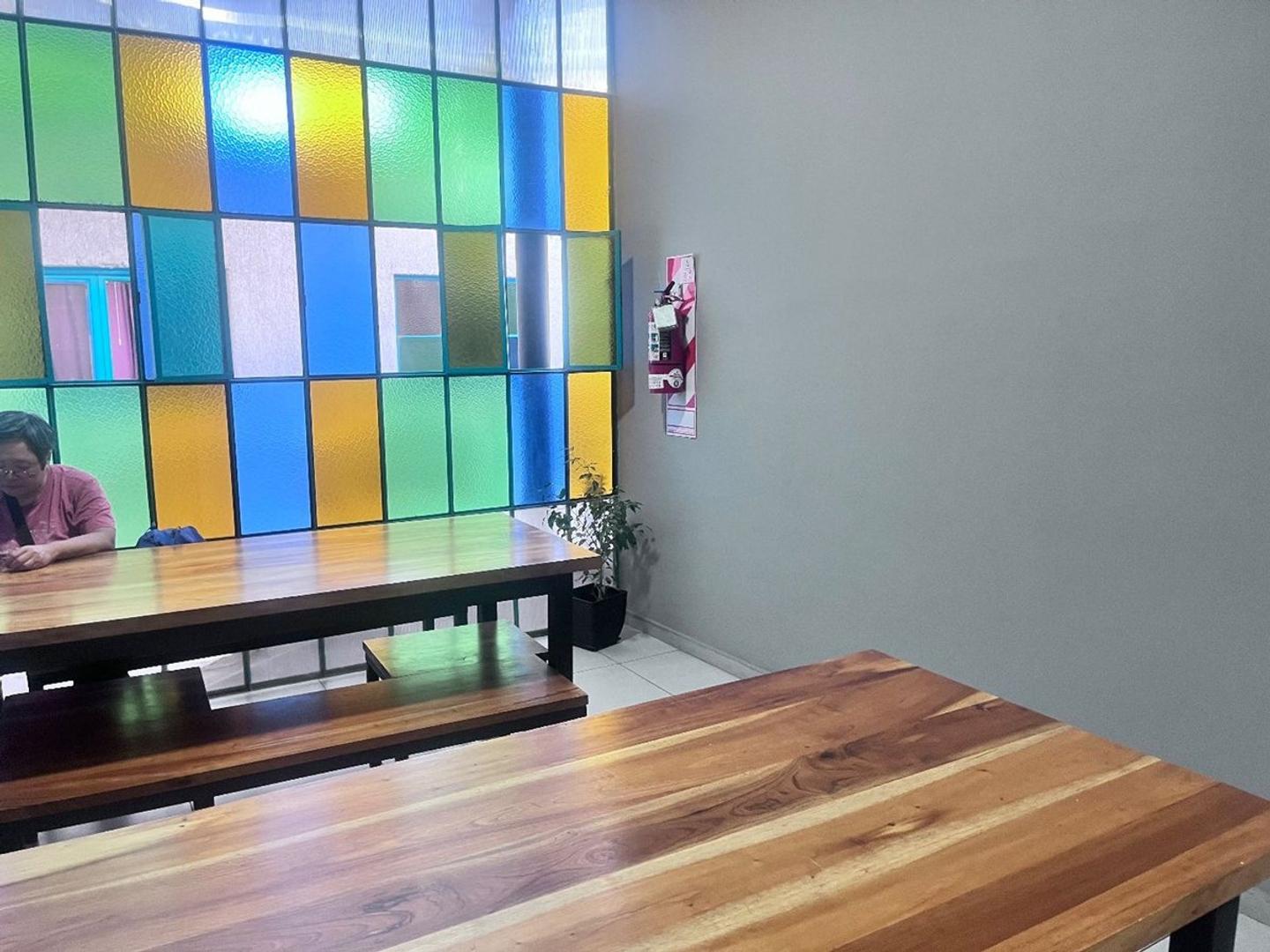 VENTA HOSTEL SIN FIN - Frente PLAZA INDEPENDENCIA