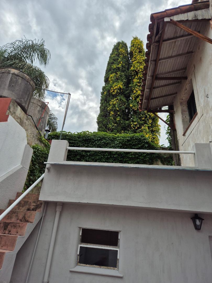 Depto Tipo Casa en Alquiler de 3 ambientes