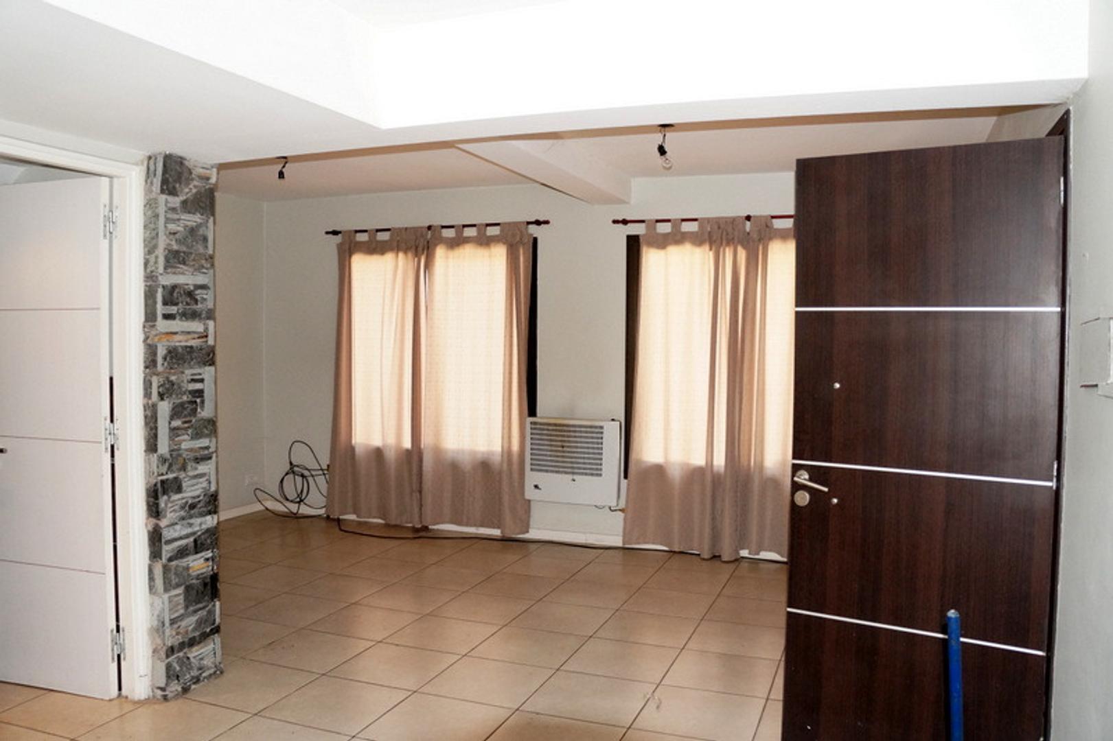 Departamento en Alquiler con 1 cocheras