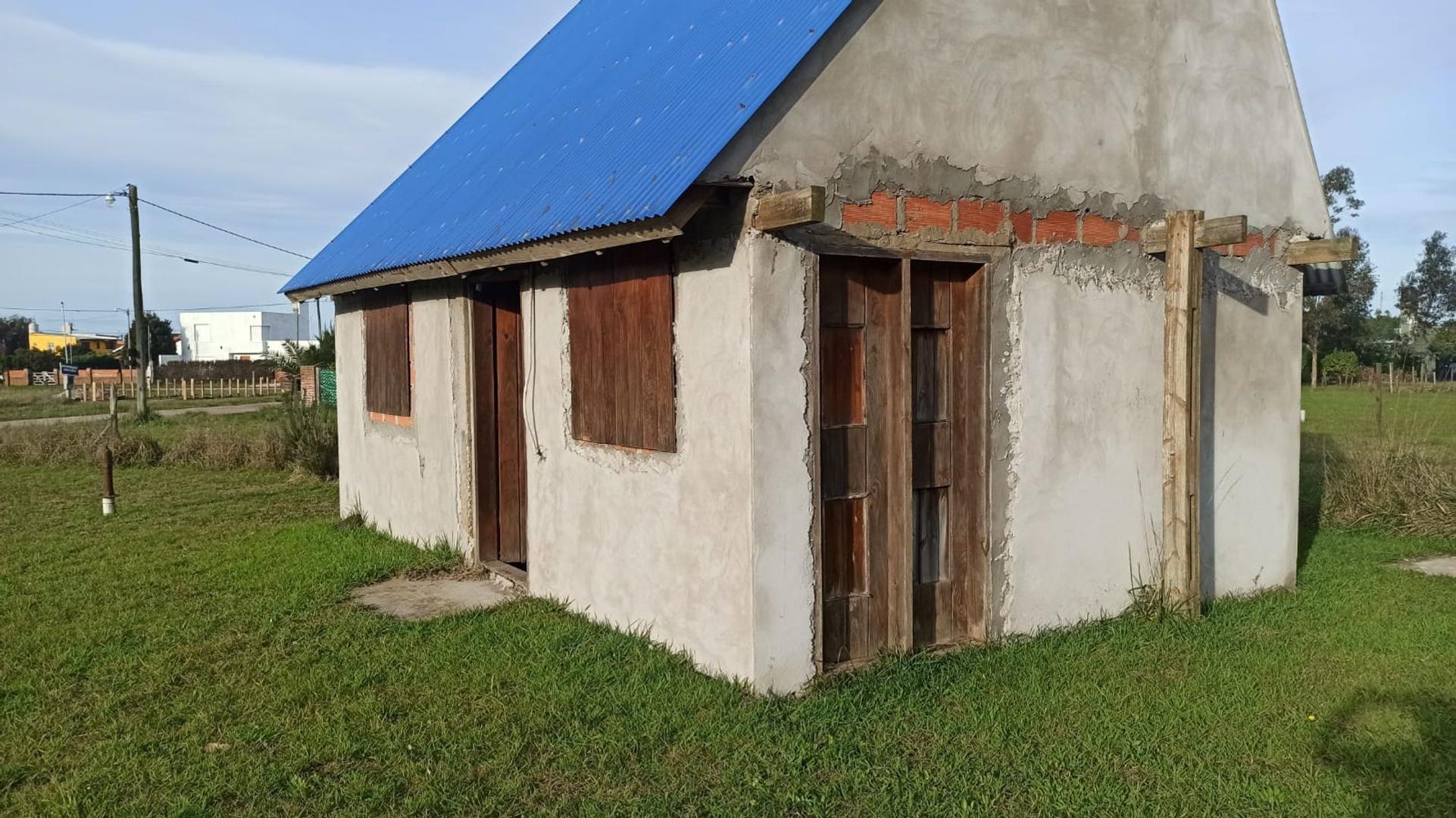 casa 3 ambiente a terminar en Playa Dorada