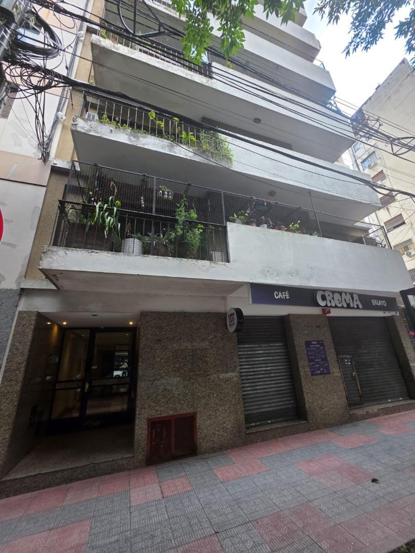 Departamento 4 ambientes semi piso a metros rivadavia