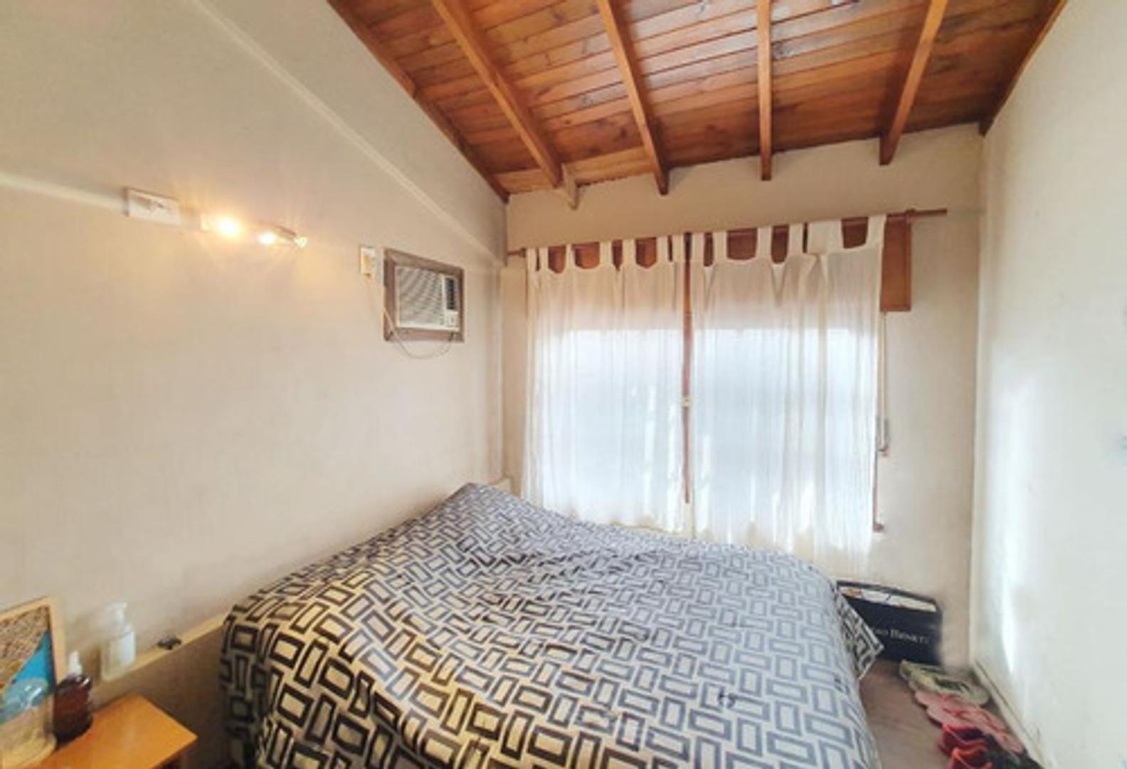 Casa a la venta en Quilmes Oeste.