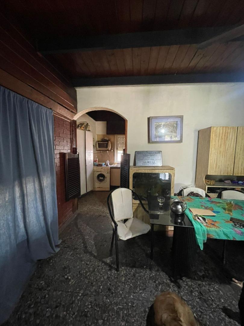 Casa 4 ambientes con 1 baño