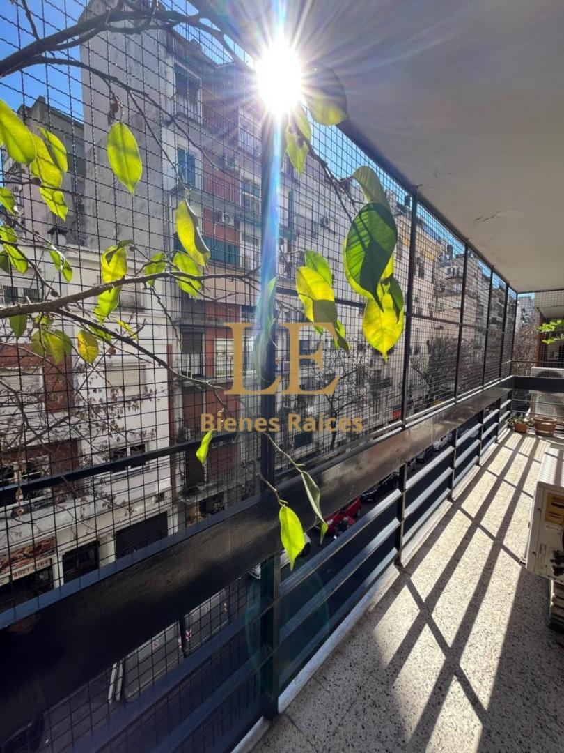 Venta Departamento 4 ambientes con cochera Recoleta