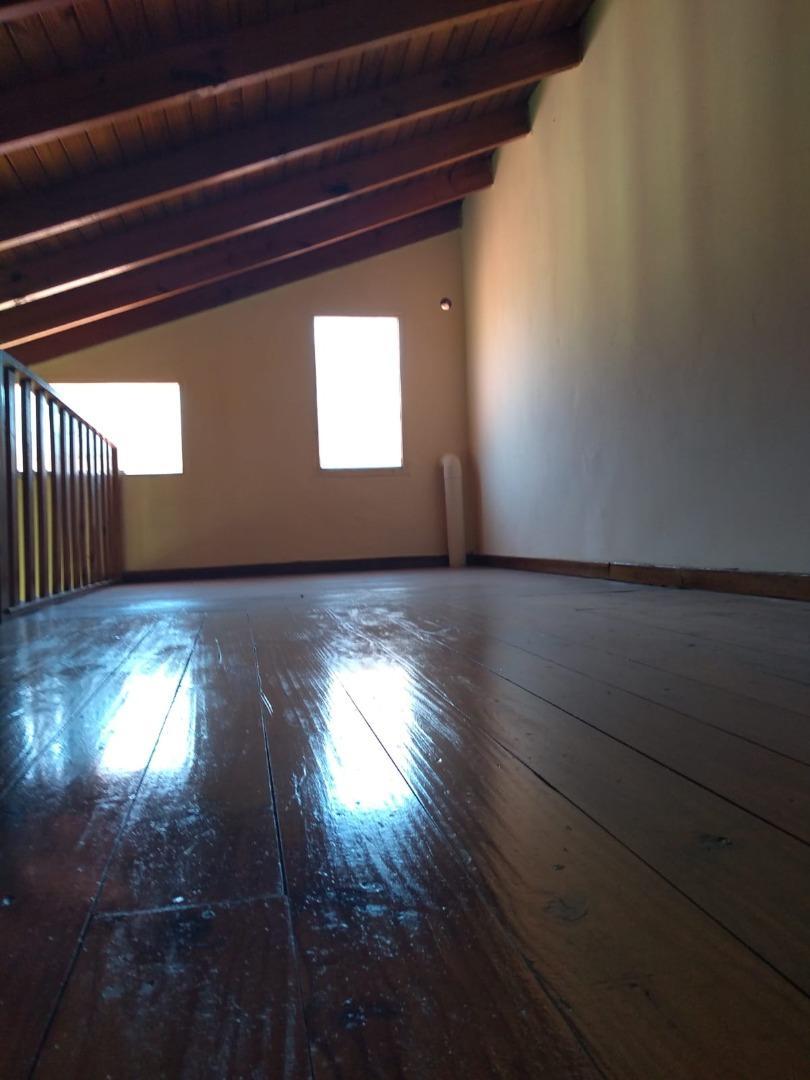 Depto Tipo Casa en Alquiler de 1 dormitorio