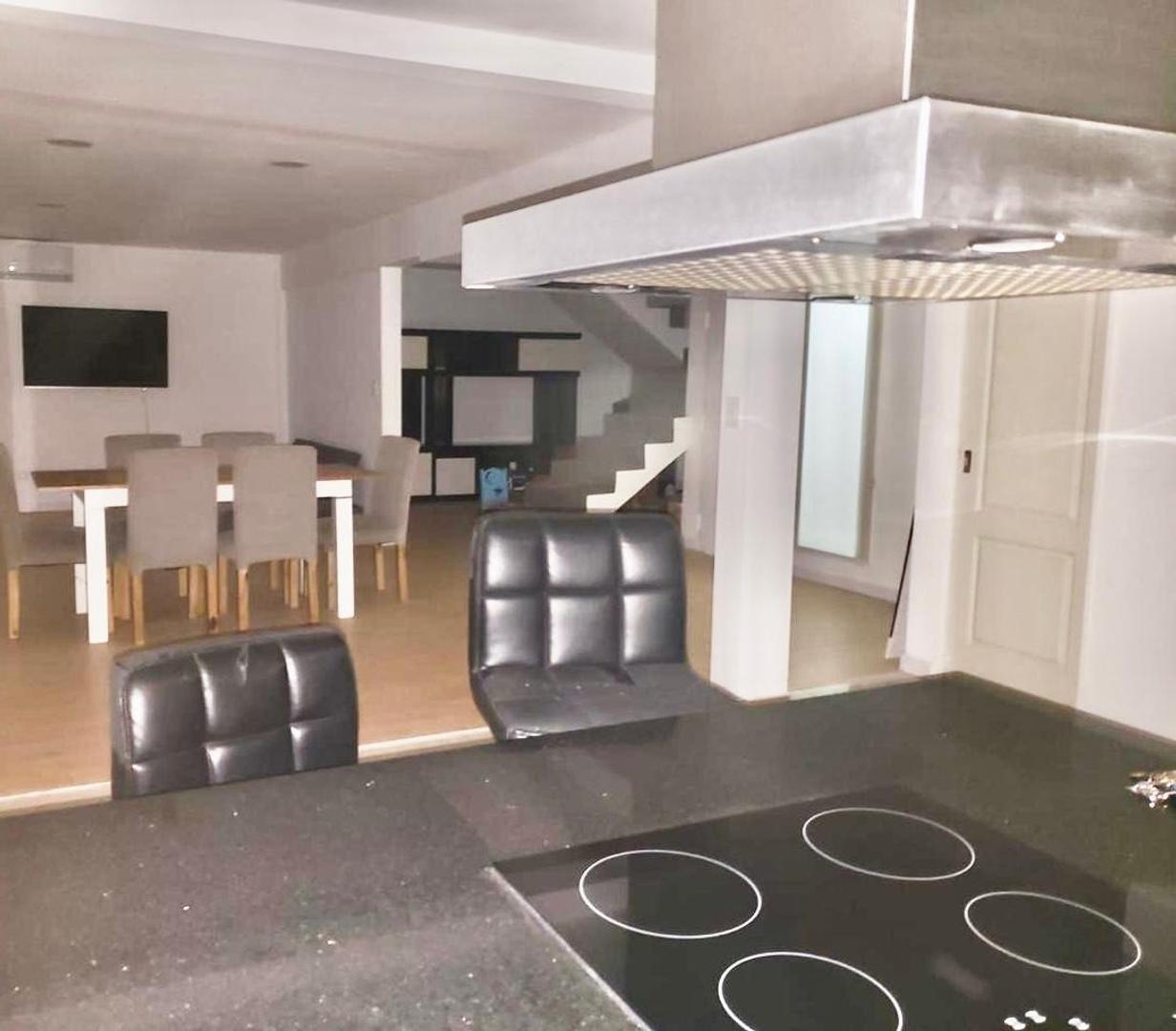 Casa en Alquiler de 4 dormitorios