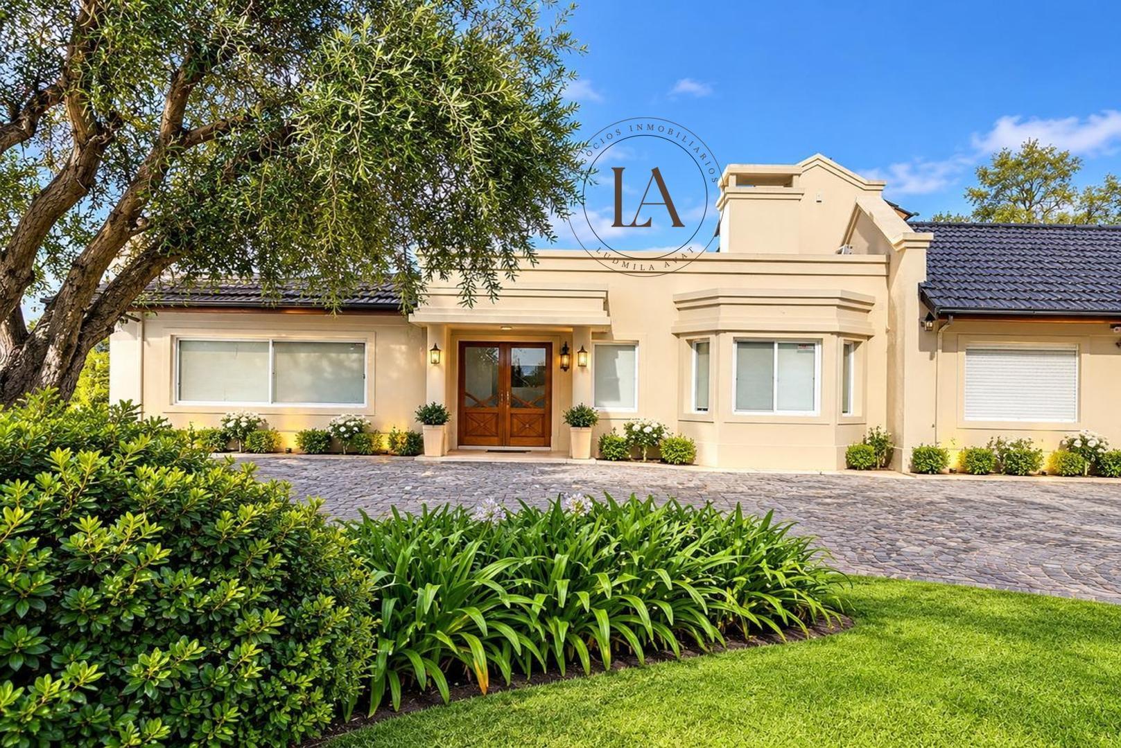CASA EN VENTA EN CAMPOS DE ALVAREZ