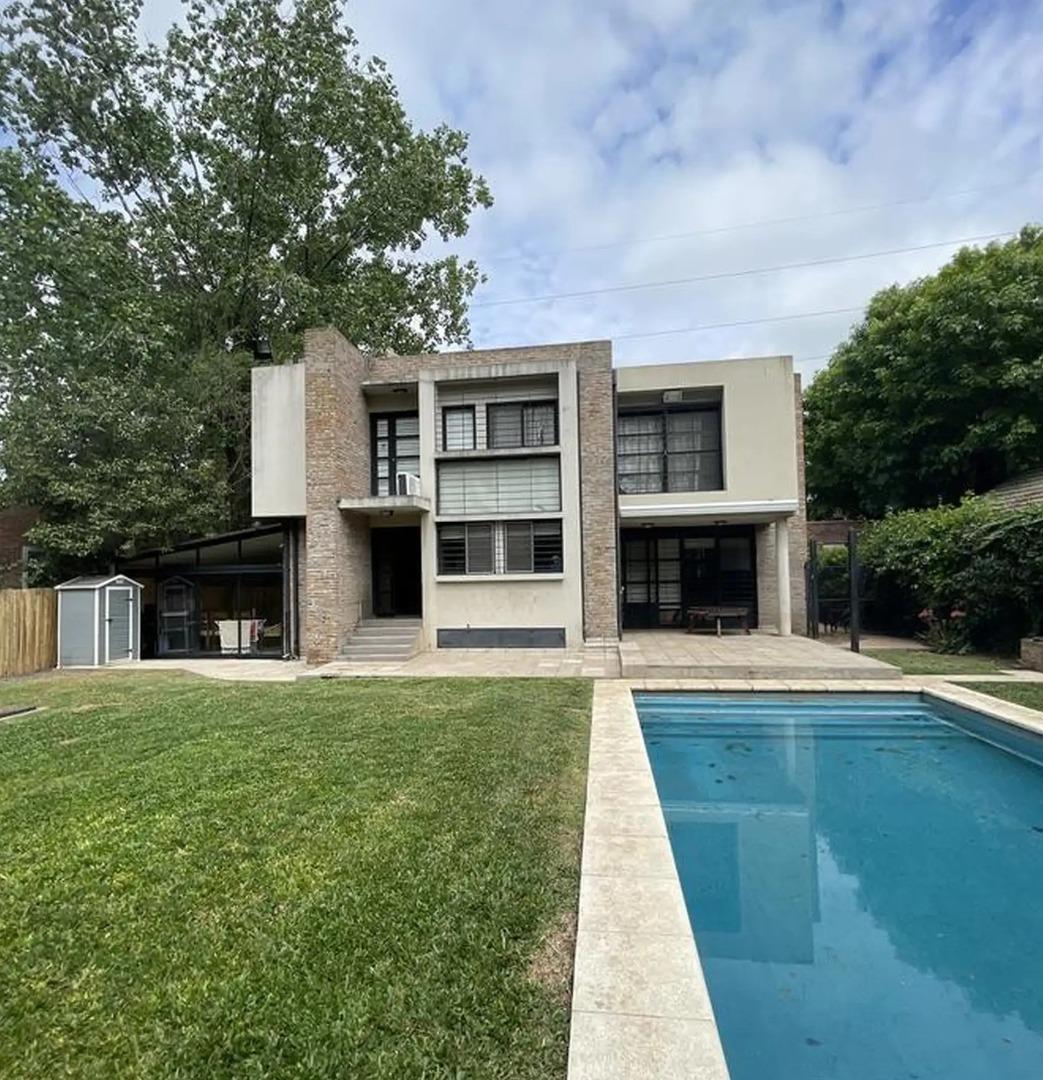 Casa en venta Parque Leloir