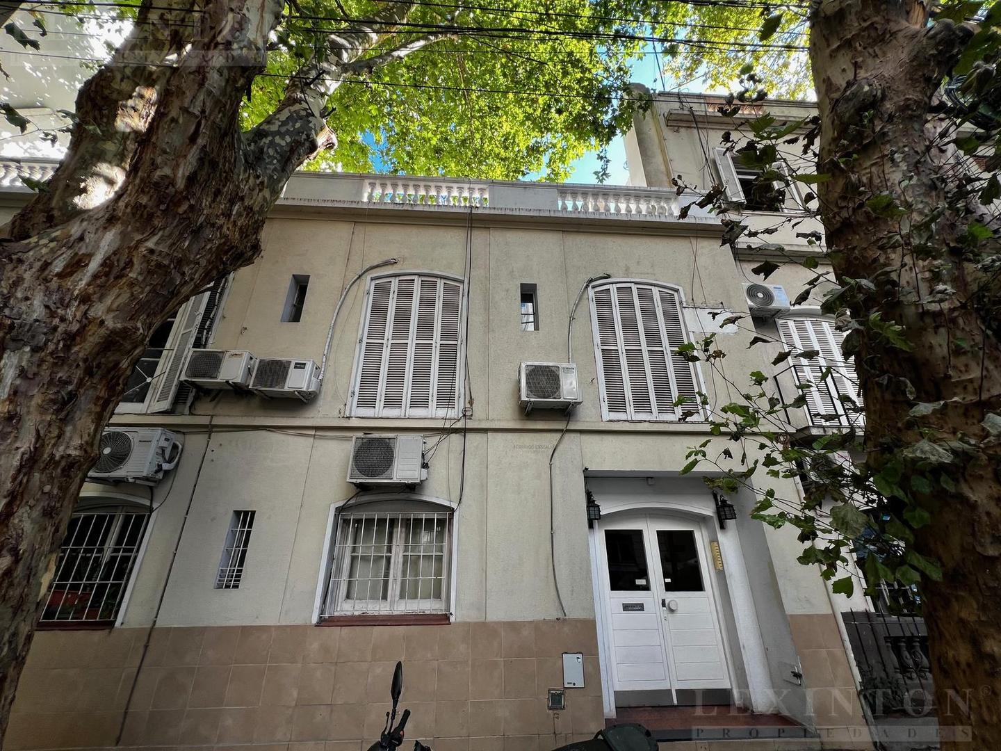 1 AMBIENTE EN LAS CAÑITAS PALERMO. PRIMER PISO POR ESCALERA