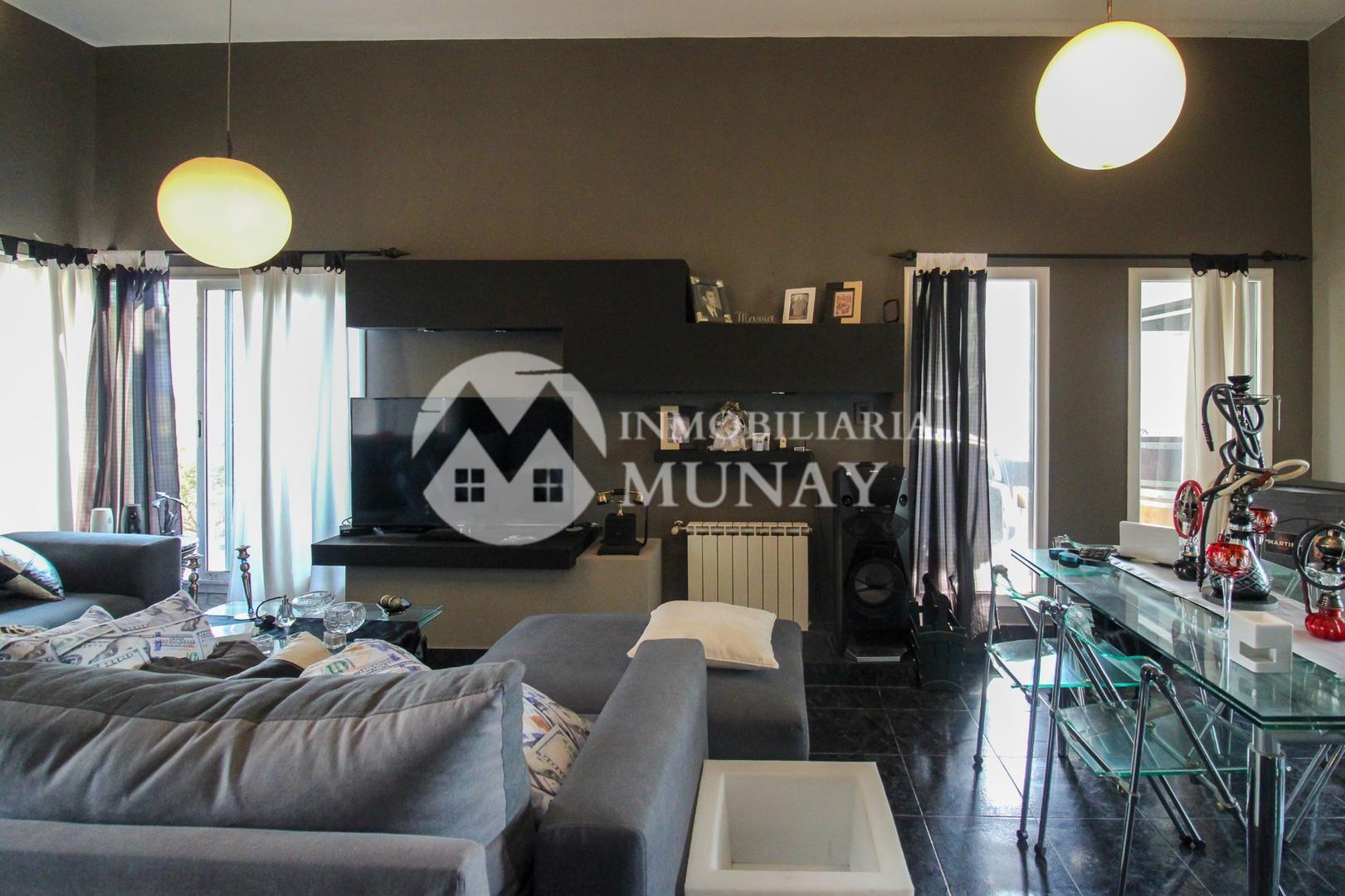 Casa 3 ambientes con 2 baños