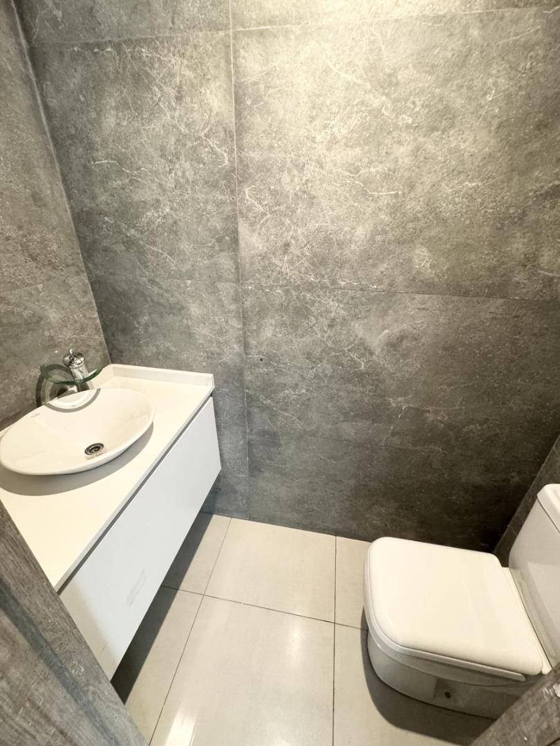 Departamento 3 ambientes con 2 baños