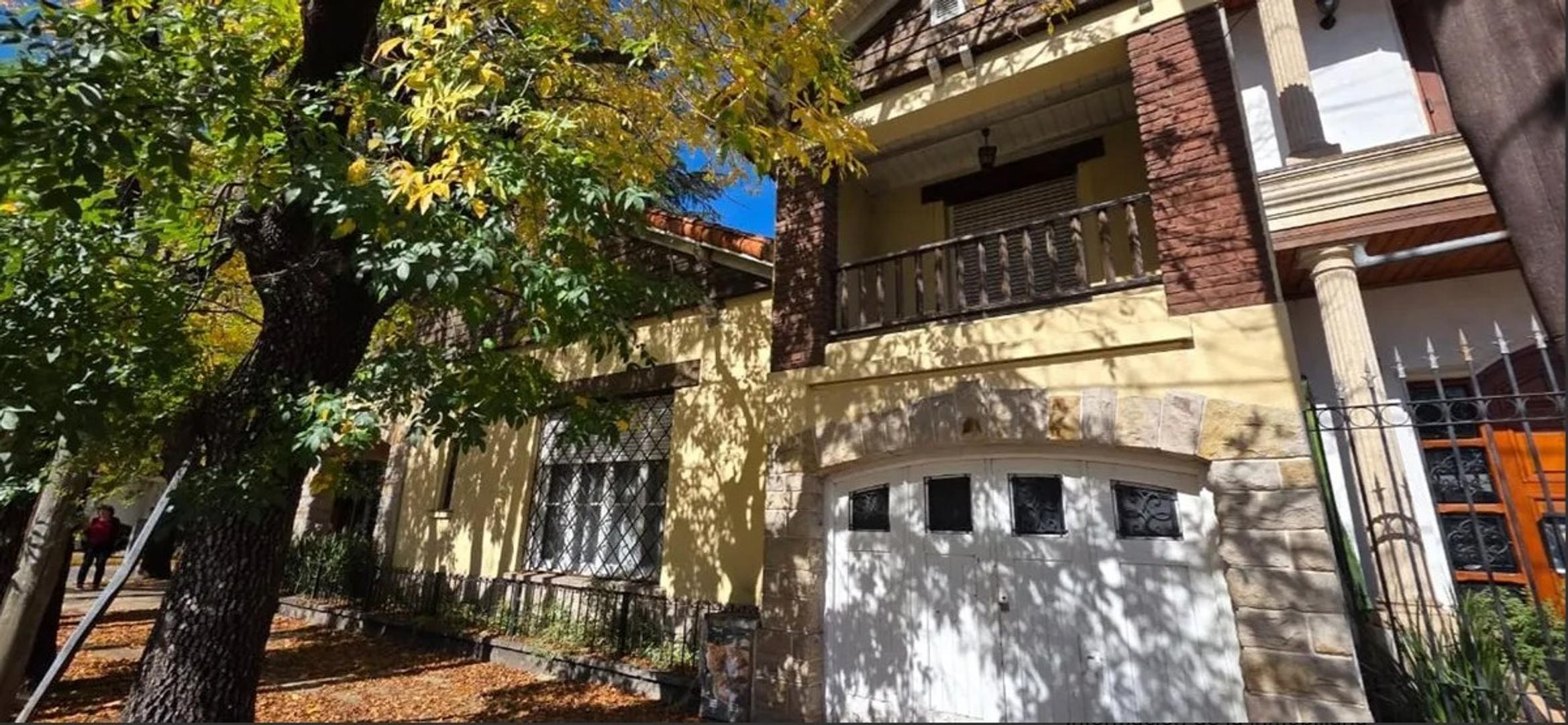 Casa en Venta de 5 dormitorios