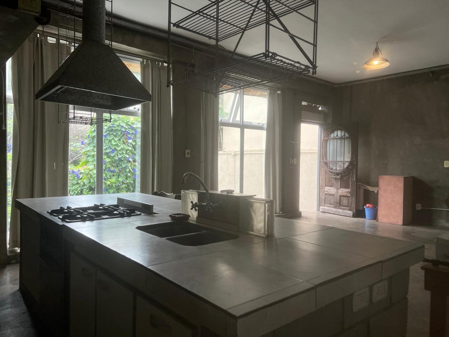 Departamento 4 ambientes con 4 baños