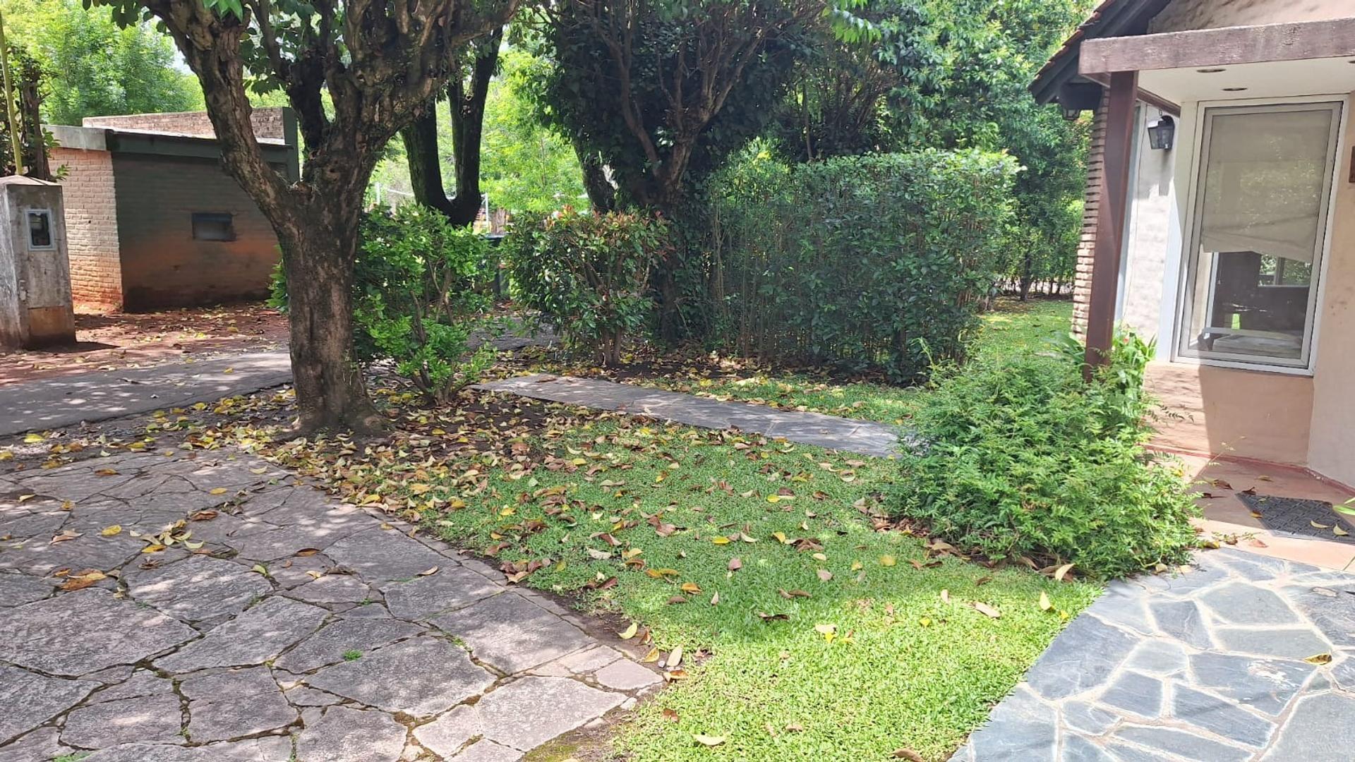 Cómoda y funcional casa de 3 ambientes con amplio quincho