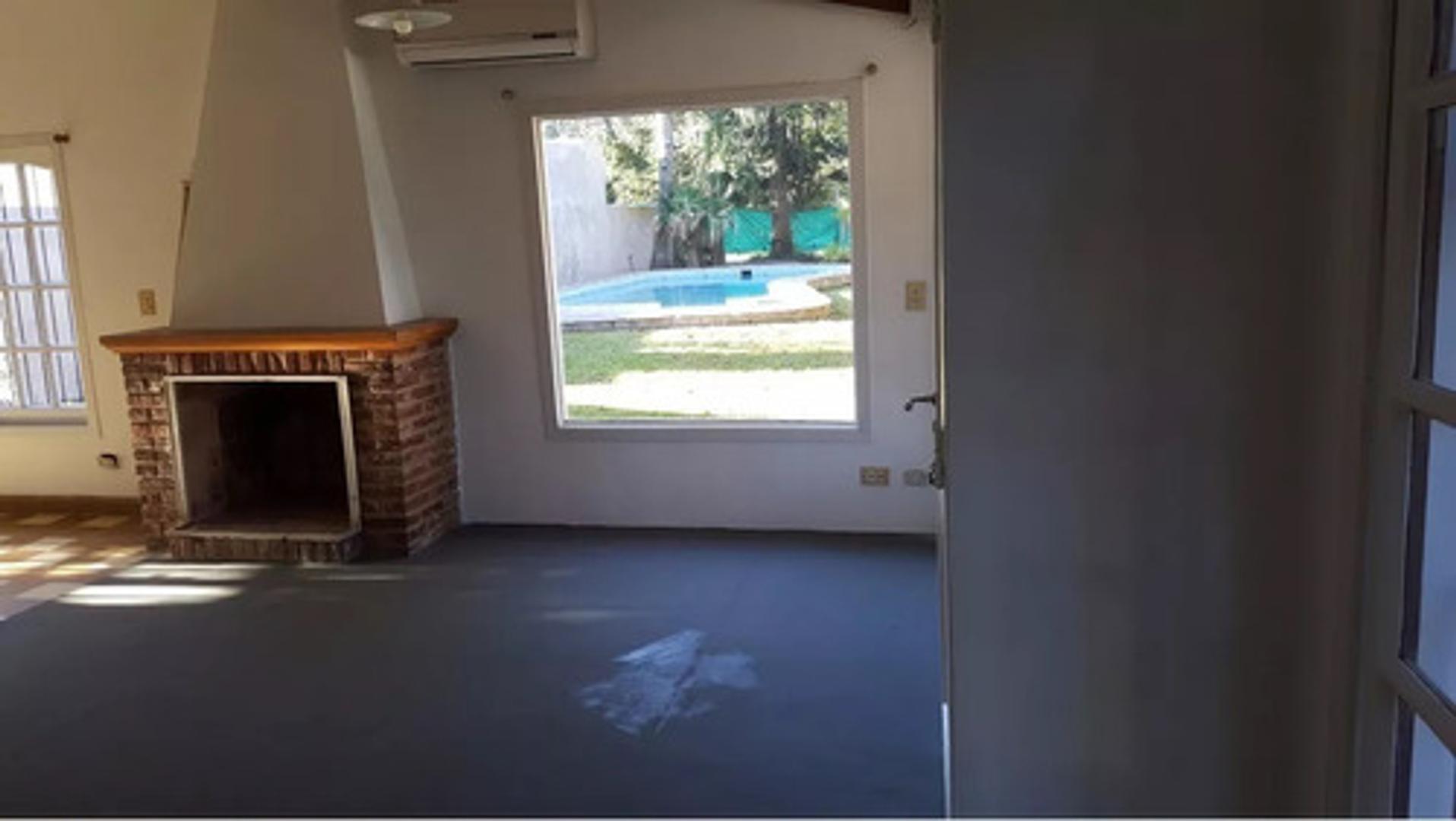 Quinta en Venta en Arturo Segui, USD 200.000