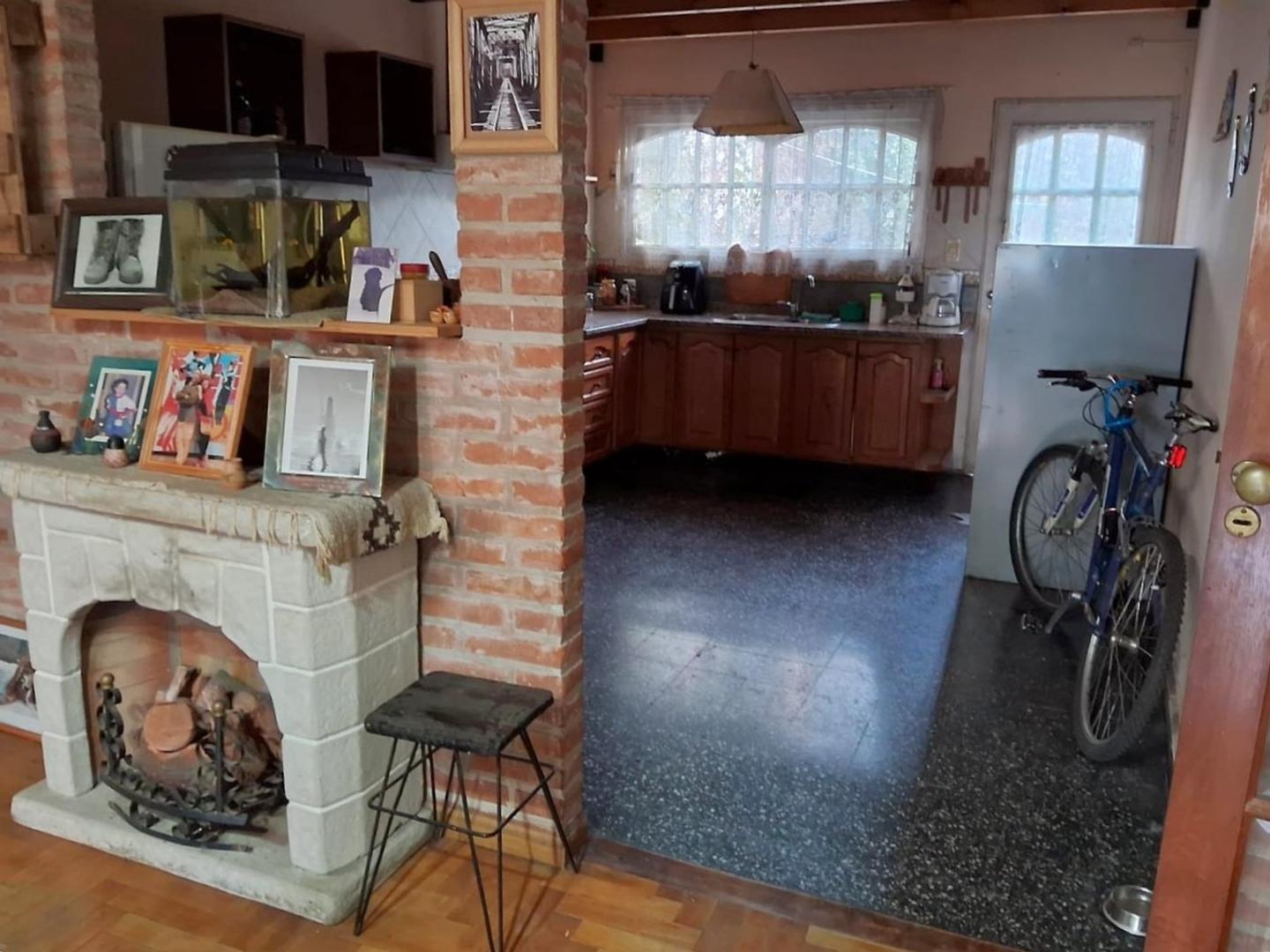 Casa 3 ambientes con 1 baño