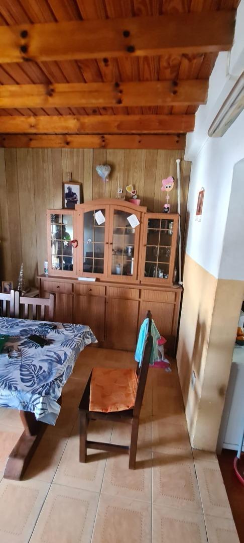 3 ambientes en Wilde en 2° piso, con patio y parrilla!