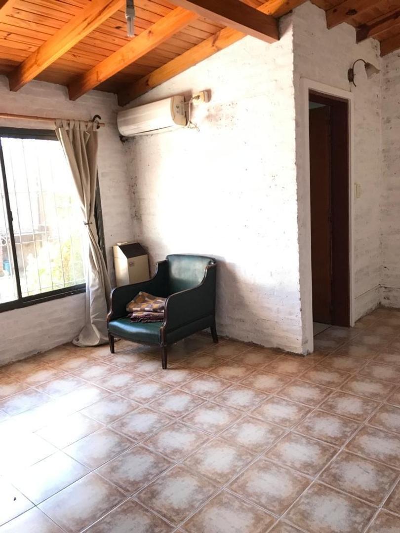 Casa en Venta en Berazategui, USD 179.000