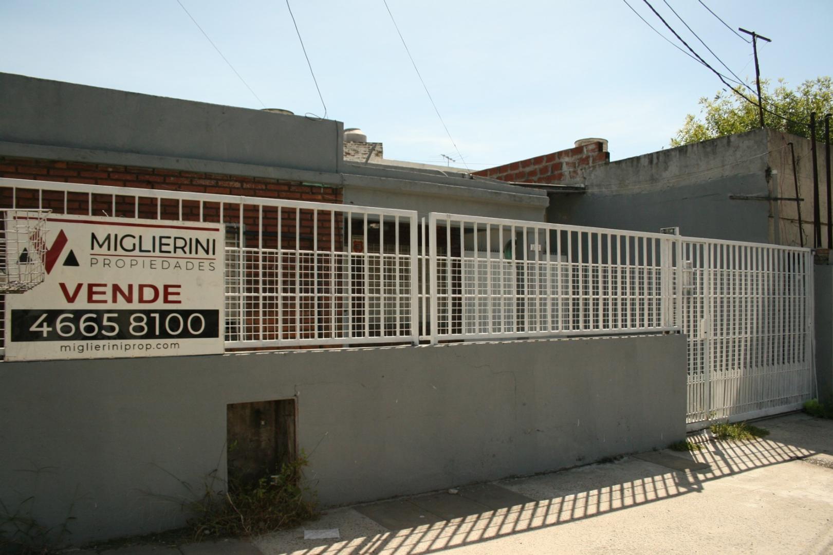 Casa Americana 4 Amb - Zona Industrial - Hurlingham