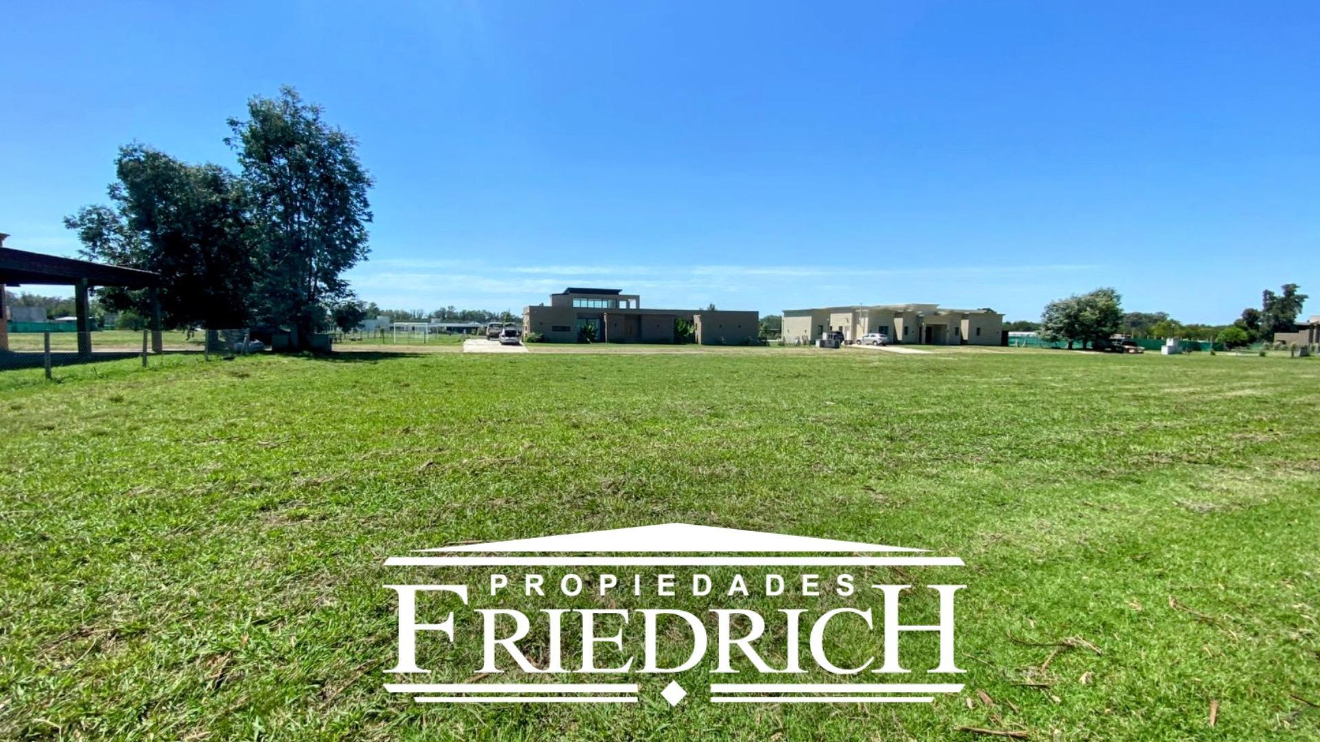 Terreno en Venta de 2003,0 m2