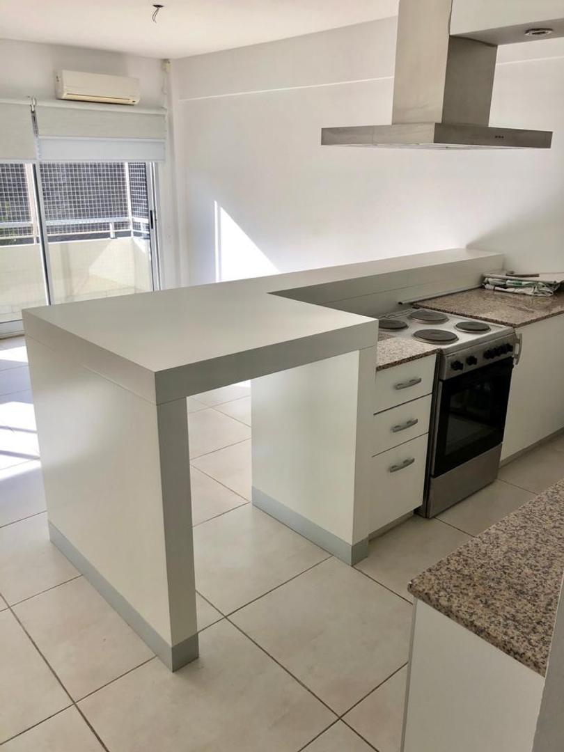 Departamento en Venta en Villa del Parque, USD 149.000