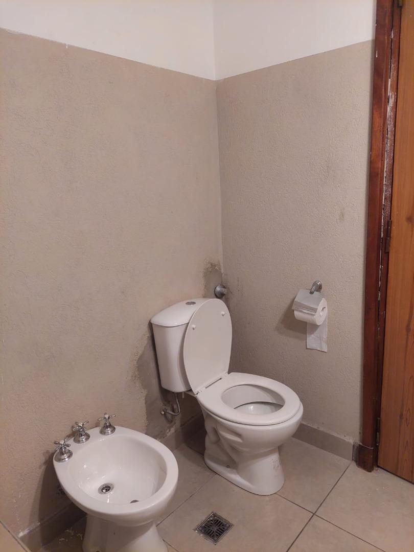 Casa en alqulier. SAN ISIDRO