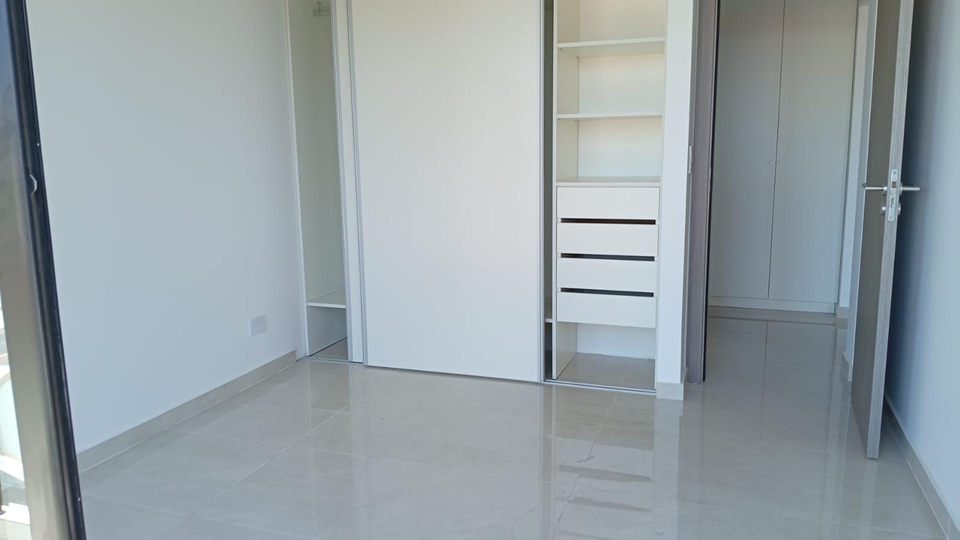 DPTO 2 AMB. RAMOS MEJIA CON COCHERA